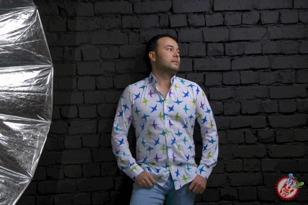 Ренат Собировдан навбатдаги туҳфа