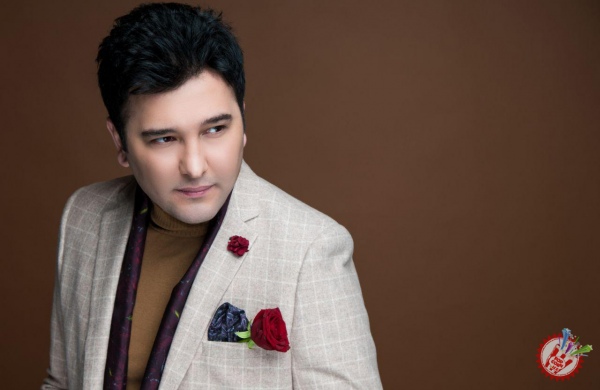 Сардор Раҳимхондан баҳорий туҳфа