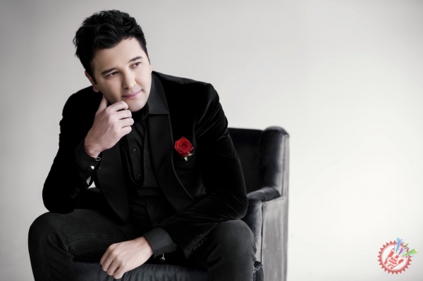 Сардор Раҳимхондан учта тарона премьераси