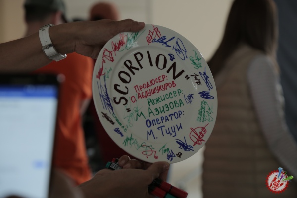 Туркиялик супер юлдуз “SCORPION”да суратга тушади