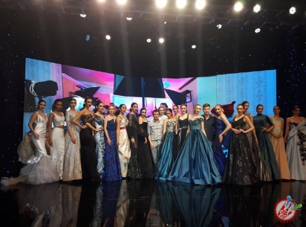 Нариман Григорян янги либослари коллекциясини намойиш қилди