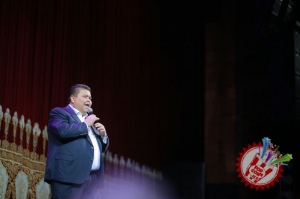 Юлдуз Усмонованинг "Сен ва мен учун" номли жонли ижродаги концертидан фоторепортаж