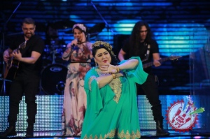 Юлдуз Усмонованинг "Сен ва мен учун" номли жонли ижродаги концертидан фоторепортаж