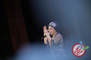 Юлдуз Усмонованинг "Сен ва мен учун" номли жонли ижродаги концертидан фоторепортаж