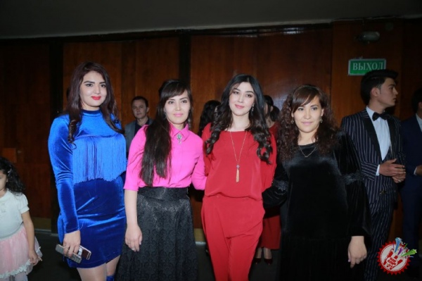 "Оппоқ орзулар" фильмининг премьераси бўлиб ўтди