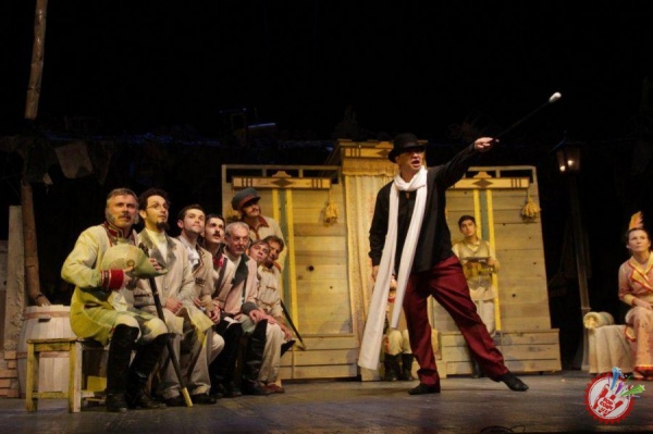 Ўзбекистон давлат академик рус драма театри Санкт-Петербургда