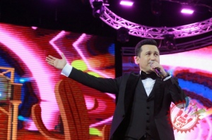 Бунёдбек Саидовнинг концерт дастуридан фоторепортаж