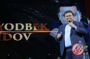 Бунёдбек Саидовнинг концерт дастуридан фоторепортаж