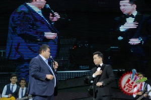 Бунёдбек Саидовнинг концерт дастуридан фоторепортаж