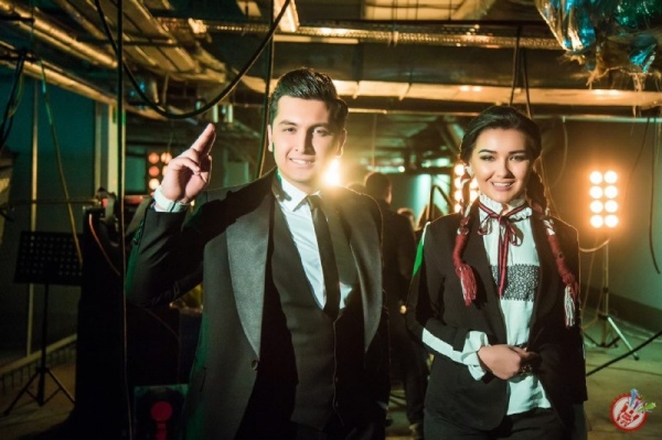 OAZIS гуруҳидан ваъда қилинган видеоклип