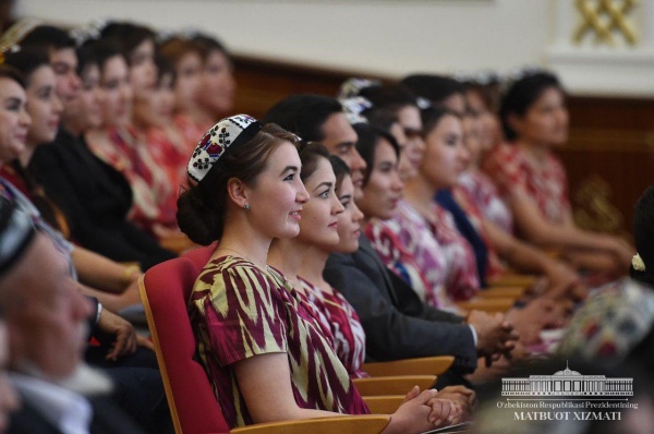 Ўзбекистон ва Туркманистон санъат усталари иштирокида қўшма концерт дастури бўлиб ўтди