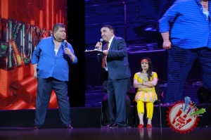 “Истиқлол”да старт олган “Шукур шоу” концерт дастуридан фоторепортаж