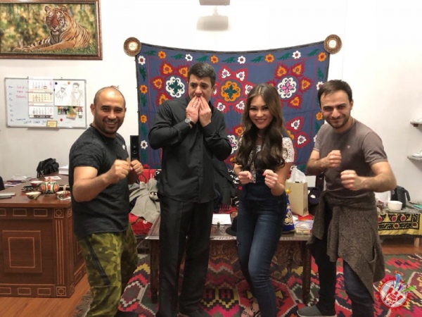 Динейра янги видеоклип суратга олдирди