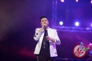 Сарвар ва Комилнинг “Чунки бу биз” номли концерт дастуридан фоторепортаж