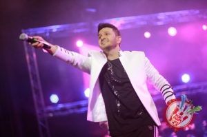 Сарвар ва Комилнинг “Чунки бу биз” номли концерт дастуридан фоторепортаж