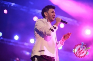 Сарвар ва Комилнинг “Чунки бу биз” номли концерт дастуридан фоторепортаж