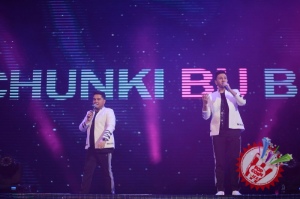 Сарвар ва Комилнинг “Чунки бу биз” номли концерт дастуридан фоторепортаж