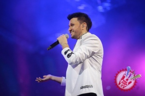 Сарвар ва Комилнинг “Чунки бу биз” номли концерт дастуридан фоторепортаж