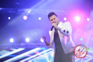 Сарвар ва Комилнинг “Чунки бу биз” номли концерт дастуридан фоторепортаж