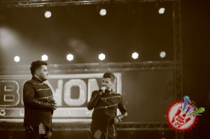 Сарвар ва Комилнинг “Чунки бу биз” номли концерт дастуридан фоторепортаж