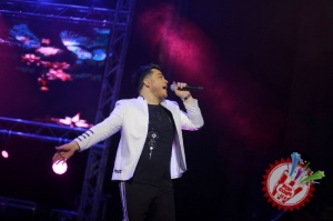 Сарвар ва Комилнинг “Чунки бу биз” номли концерт дастуридан фоторепортаж