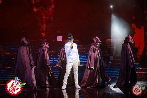 Сардор Мамадалиевнинг \"Йигит ноласи\" концерт дастуридан фоторепортаж