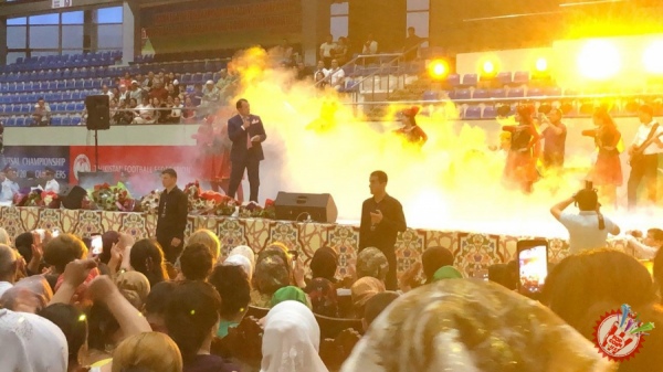 Озодбек Назарбеков Тожикистонда