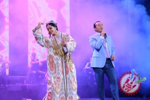  “Фасли навбаҳор” номли концерт дастуридан фоторепортаж