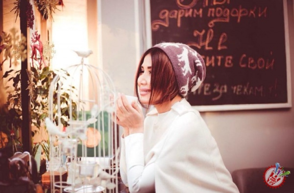 Манзурадан навбатдаги тарона \"Больно мне\"