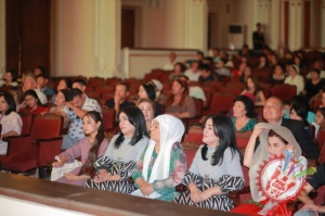 Ўзбекистон халқ артисти Муроджон Аҳмедовнинг 100 йиллик юбилейи нишонланди