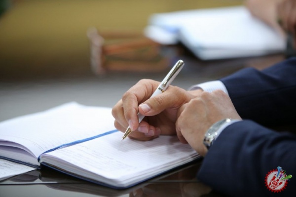 “Миллий эстрада санъатининг ёшлар маънавий, ахлоқий тарбиясидаги ўрни ва санъаткор одоби” мавзусида маънавият соати ўтказилди