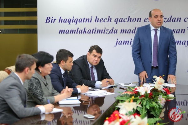 “Миллий эстрада санъатининг ёшлар маънавий, ахлоқий тарбиясидаги ўрни ва санъаткор одоби” мавзусида маънавият соати ўтказилди