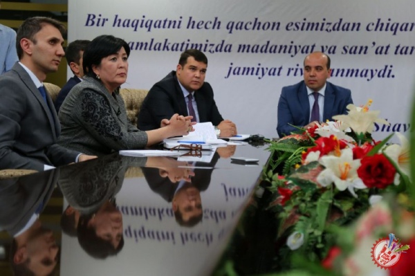 “Миллий эстрада санъатининг ёшлар маънавий, ахлоқий тарбиясидаги ўрни ва санъаткор одоби” мавзусида маънавият соати ўтказилди