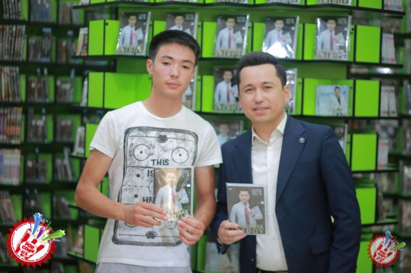 Хонанда Бунёдбек Саидов альбом тақдимотини ўтказди