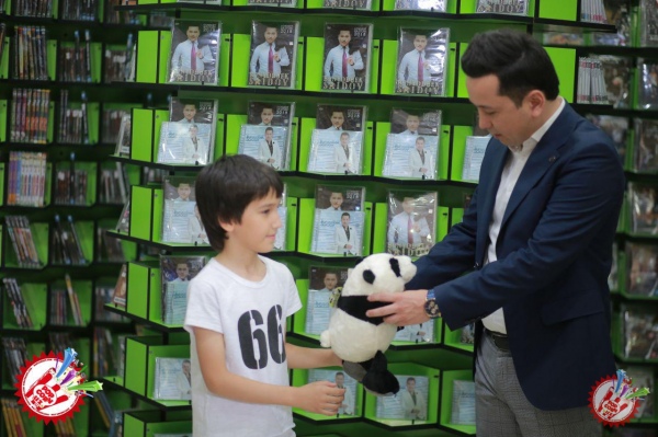 Хонанда Бунёдбек Саидов альбом тақдимотини ўтказди