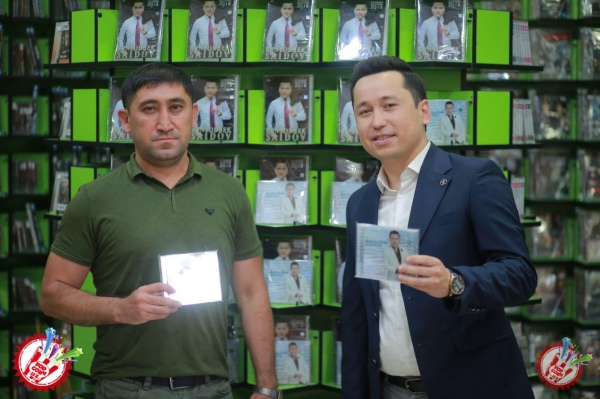 Хонанда Бунёдбек Саидов альбом тақдимотини ўтказди