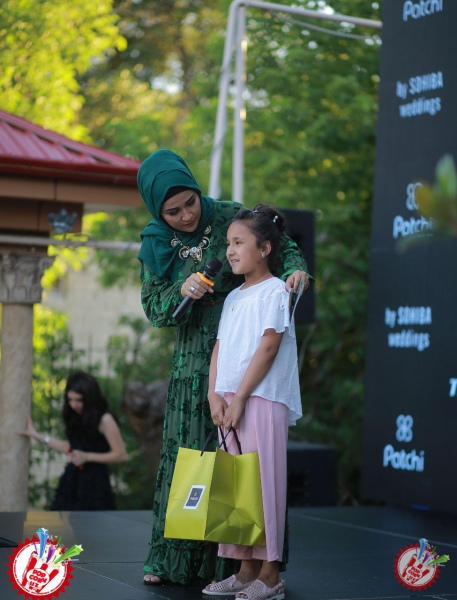 Дизайнер Ирода Агзамҳўжа янги либослари намойиши ўтказди