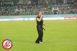 Халқаро Олимпия куни муносабати билан юлдузли футбол шоу бўлиб ўтди