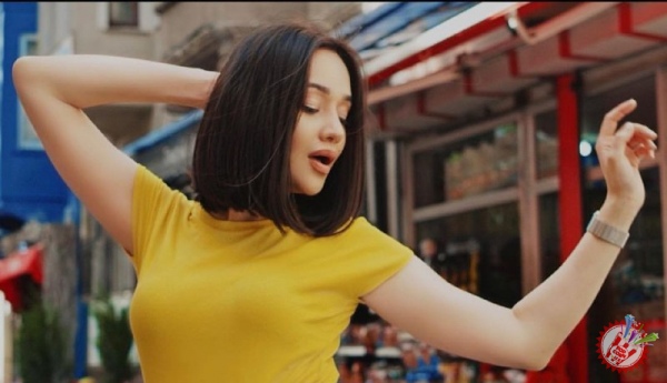 Шаҳло Аҳмедова \"Индама\" қўшиғини премьера қилди