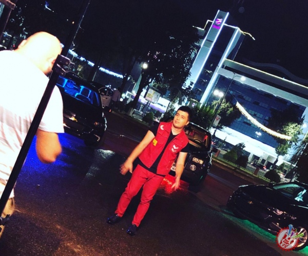 Ямин "Аида" таронаси учун клип суратга олдирди