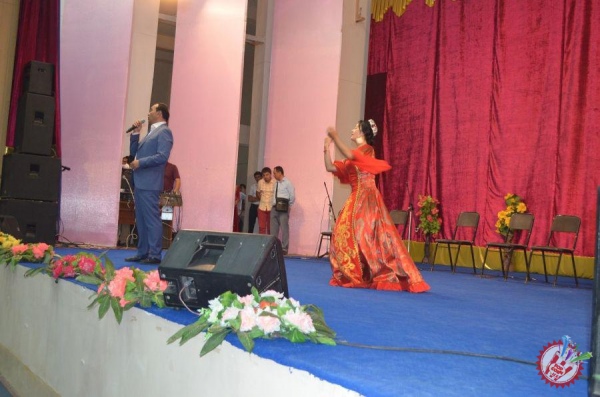 ”Халқаро мақом санъати анжумани” доирасида Қашқадарё вилоятининг бир қатор туманларида хорижлик санъаткорлар концерт дастурларини тақдим қилмоқда