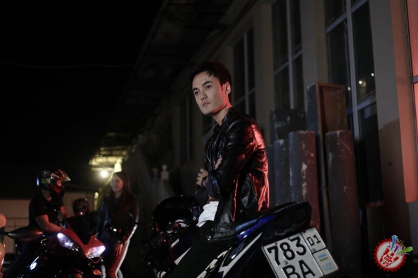 Жаҳонгир Асраев янги видеоклип суратга олдирди