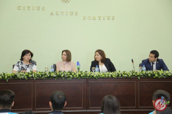 Миллий олимпия қўмитасида “Бир жамоа” видеоклипининг тақдимоти бўлиб ўтди