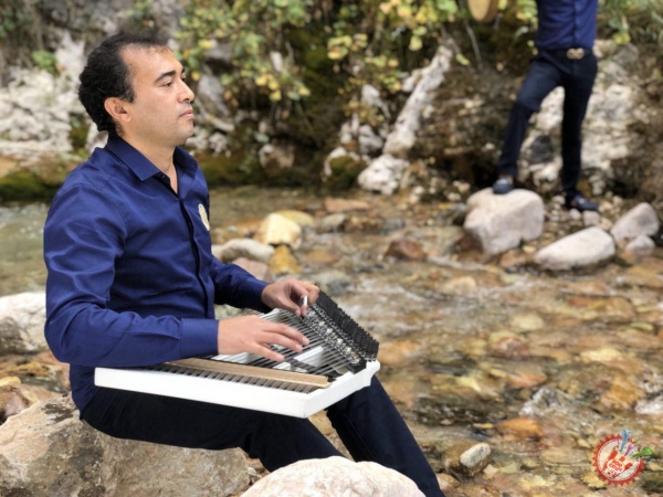 Юлдуз Усмоновадан тез кунда янги видеоклип -  "Бу тоғлар" 