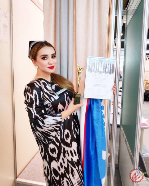 Шаҳзода Муҳаммедова "Мода России" халқаро мода фестивалида  ғолиб бўлди