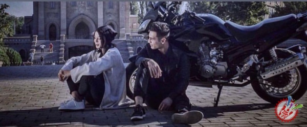 Улуғбек Раҳматуллаев "Бемеҳргинам" қўшиғи учун видеоклип суратга олдирди