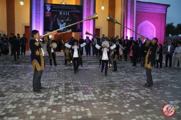 Маданий ҳамкорлик “МАН” қирғиз спектакли ўзбек театри саҳнасида