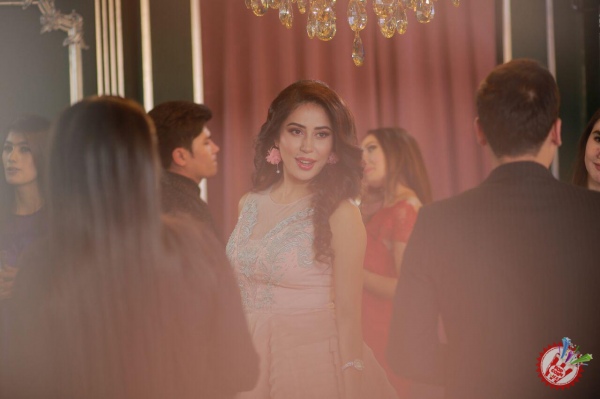 Тез кунда Каниза ва Элвин Мирзезадедан иккинчи дуэт