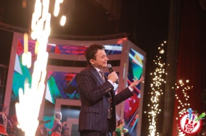 Улуғбек Раҳматуллаевнинг концерт дастуридан фоторепортаж