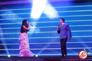 Улуғбек Раҳматуллаевнинг концерт дастуридан фоторепортаж